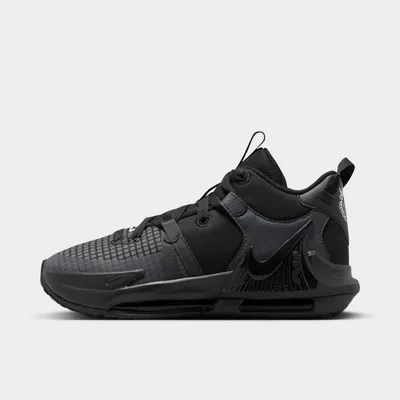 Big Kids' Nike LeBron Witness 7 Basketball Shoes