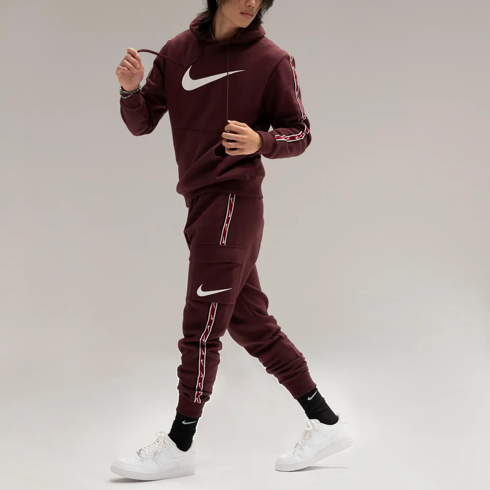 Optøjer Tæller insekter hane Nike Sportswear Repeat Tape Fleece Cargo Jogger Pants | Alexandria Mall