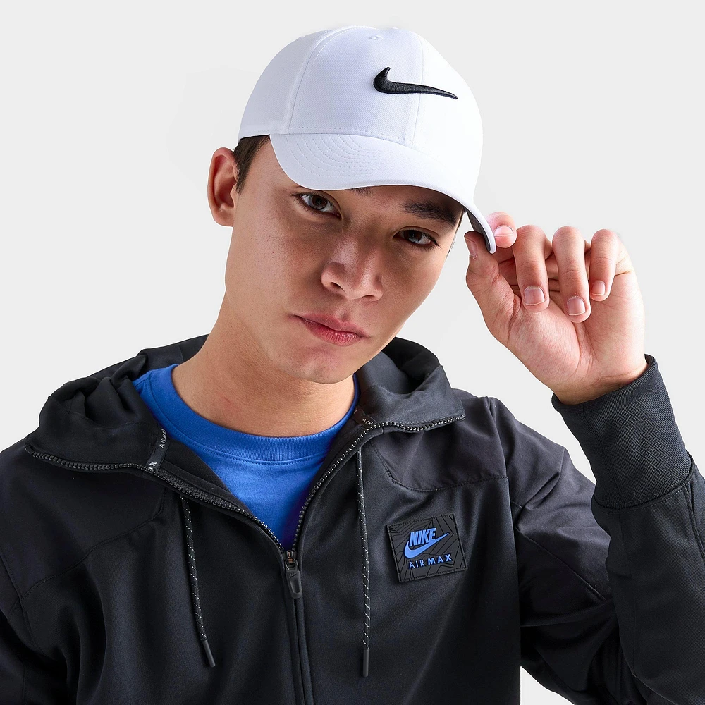 Nike Dri-FIT Club Structured Swoosh Strapback Hat