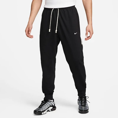 Men's Nike Standard Issue Dri-FIT Soccer Jogger Pants