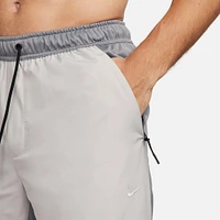 Men's Nike Unlimited Water-Repellent Tapered Versatile Pants