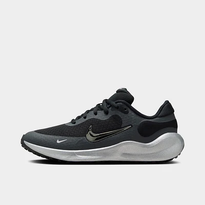 Big Kids' Nike Revolution 7 SE Running Shoes