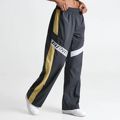 Women's Nike Sportswear Oversized Woven Pants