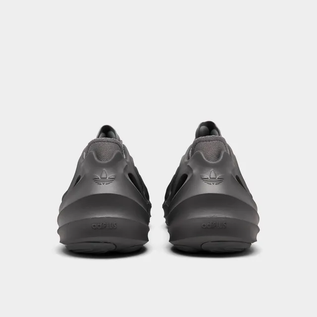 adifom q finish line