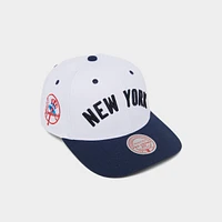 Mitchell & Ness Evergreen Pro New York Yankees MLB Snapback Hat