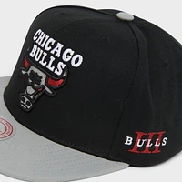 Mitchell & Ness Core 3 Chicago Bulls NBA Snapback Hat