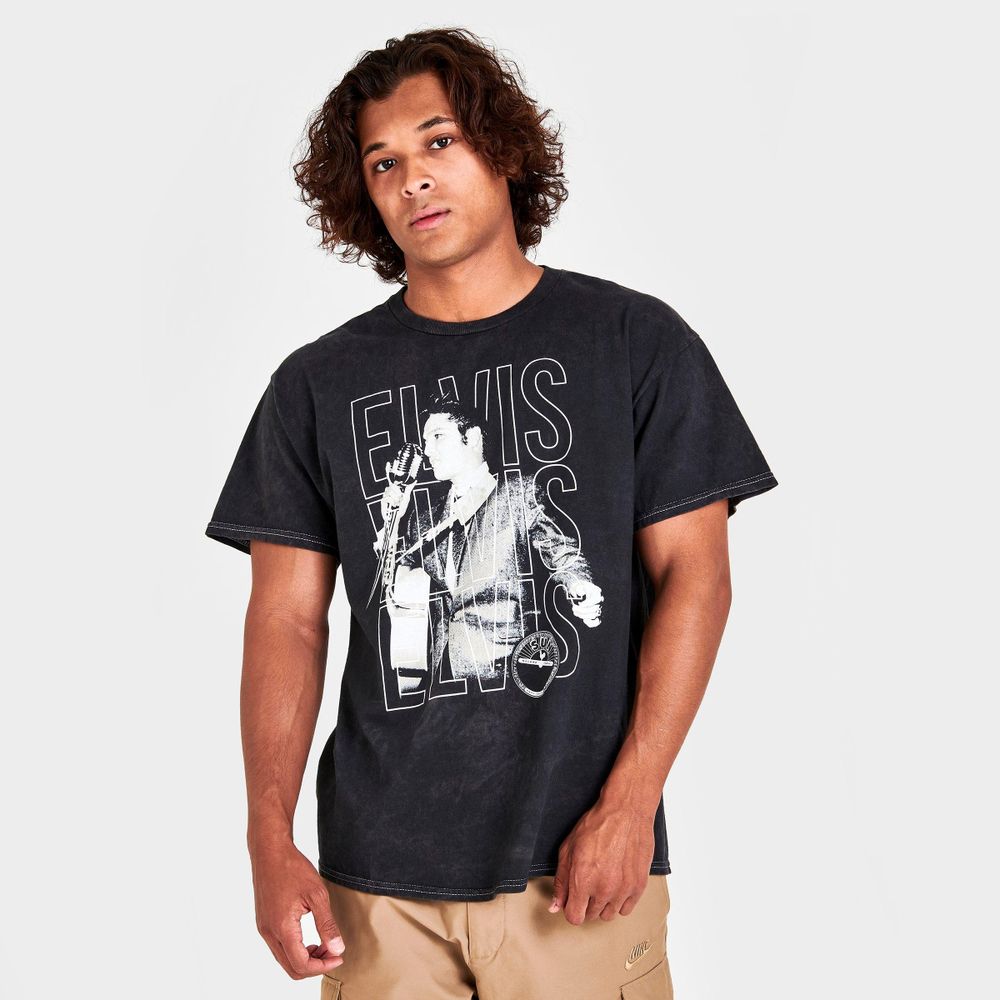GRAPHIC TEES Men's Washed Graphic T-Shirt | Dulles Town Center