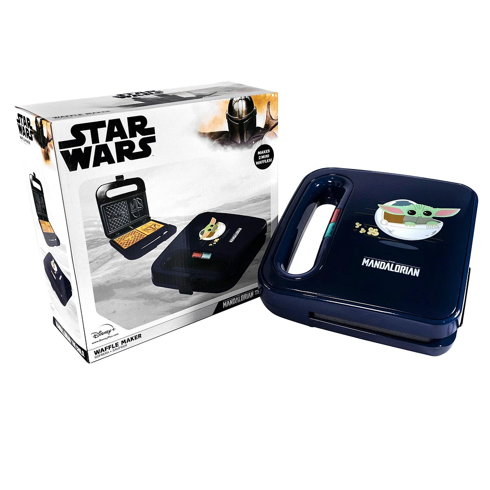 Star Wars: The Mandalorian Baby Yoda and Mandalorian Waffle Maker