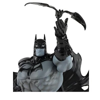 McFarlane Toys Batman Black and White Batman (Freddie E. Williams II Design) 7-in Polyresin Statue