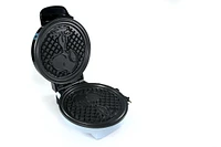 Peanuts Snoopy Waffle Maker