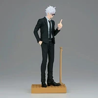 Banpresto Jujutsu Kaisen Satoru Gojo (Suit Ver.) 5.9-in Diorama Figure