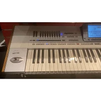 Used KORG PA2X Arranger Keyboard