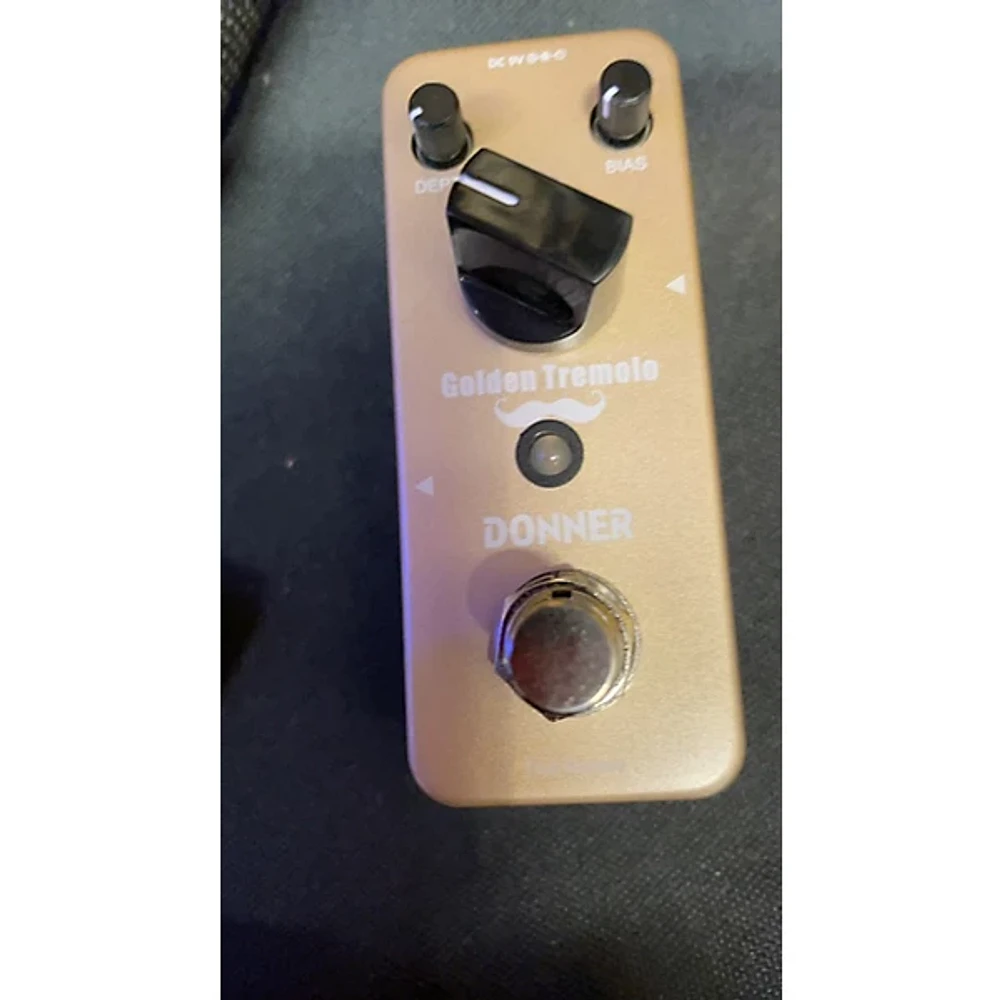 Used Donner Golden Tremolo Effect Pedal