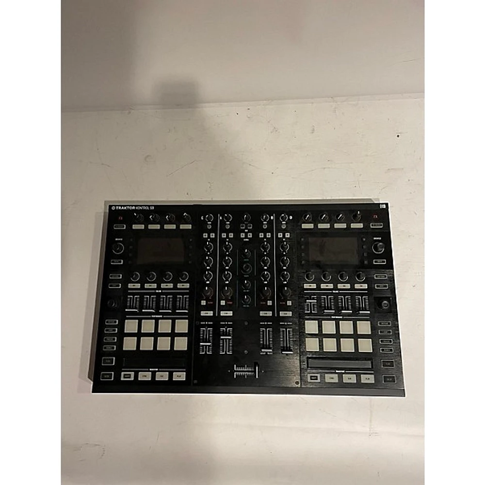 Used Native Instruments Traktor Kontrol S8 DJ Controller