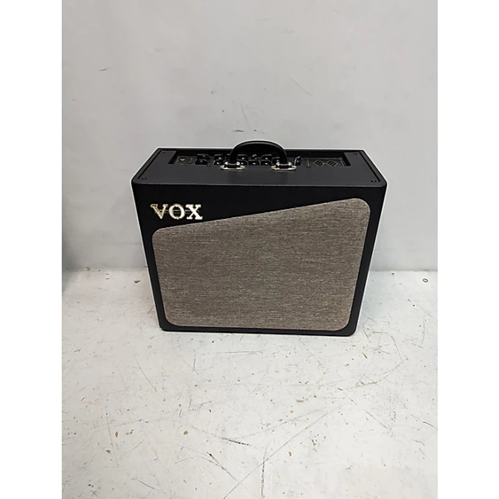 Used VOX AV30 30W 1x10 Analog Modeling Guitar Combo Amp