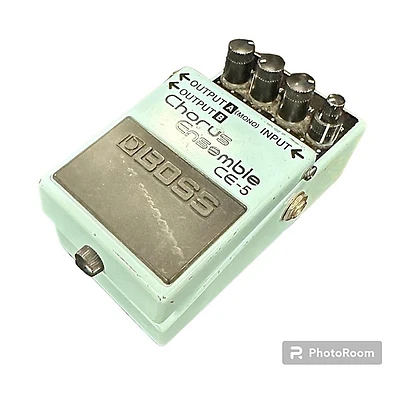 Used BOSS CE5 Chorus Ensemble Effect Pedal