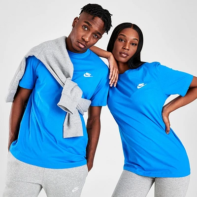 Nike Sportswear Club T-Shirt