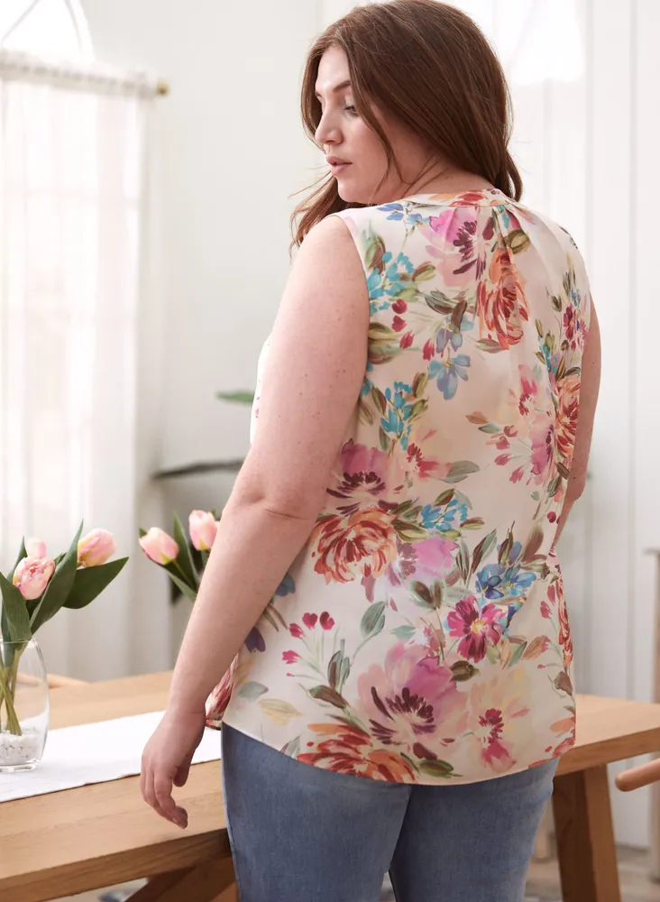 Floral Print Sleeveless Blouse