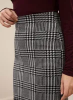 Pull-On Plaid Motif Pencil Skirt