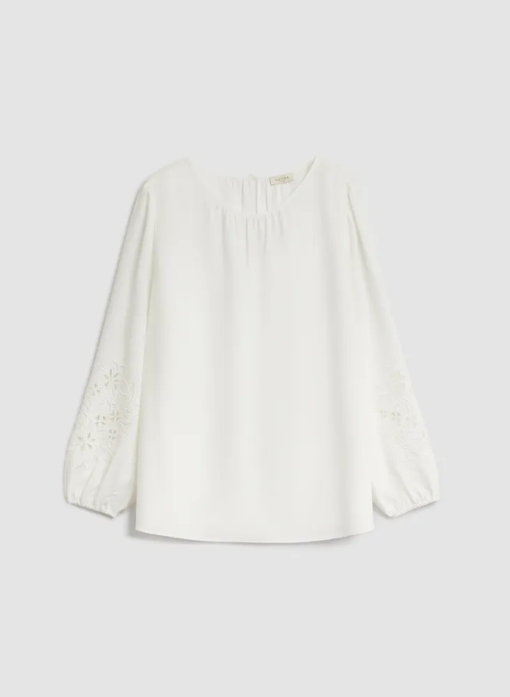 Cutout Detail Popover Blouse