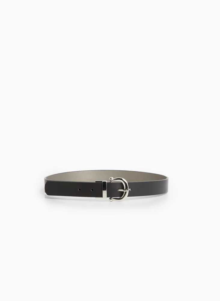 Horseshoe Buckle Reversible Belt