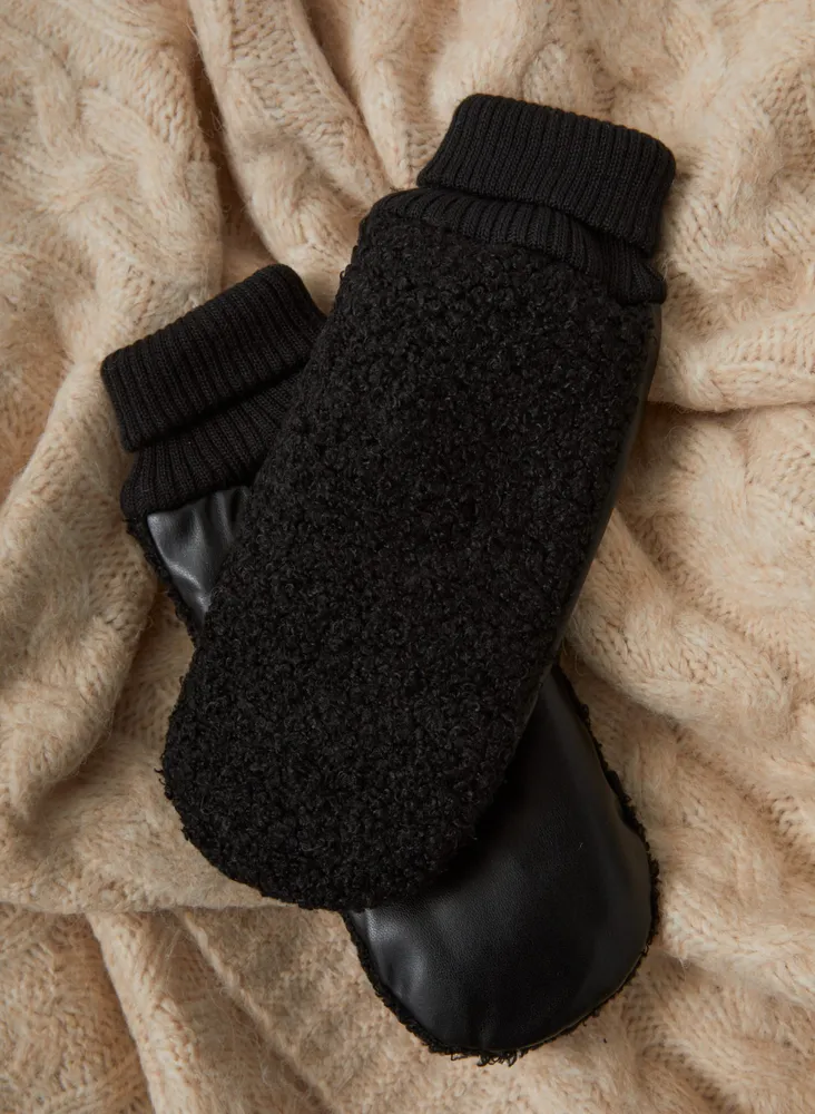 Vegan Leather & Sherpa Mitts