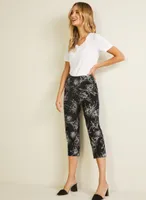 Floral Print Pull-On Capris