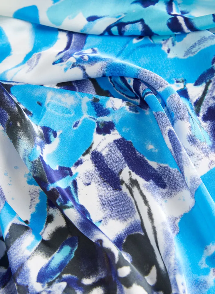 Abstract Motif Oblong Scarf
