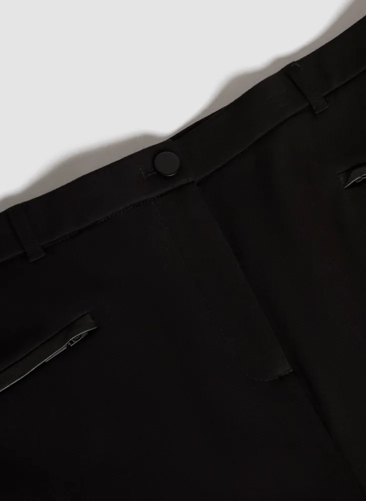 Signature Fit Zip Detail Pants