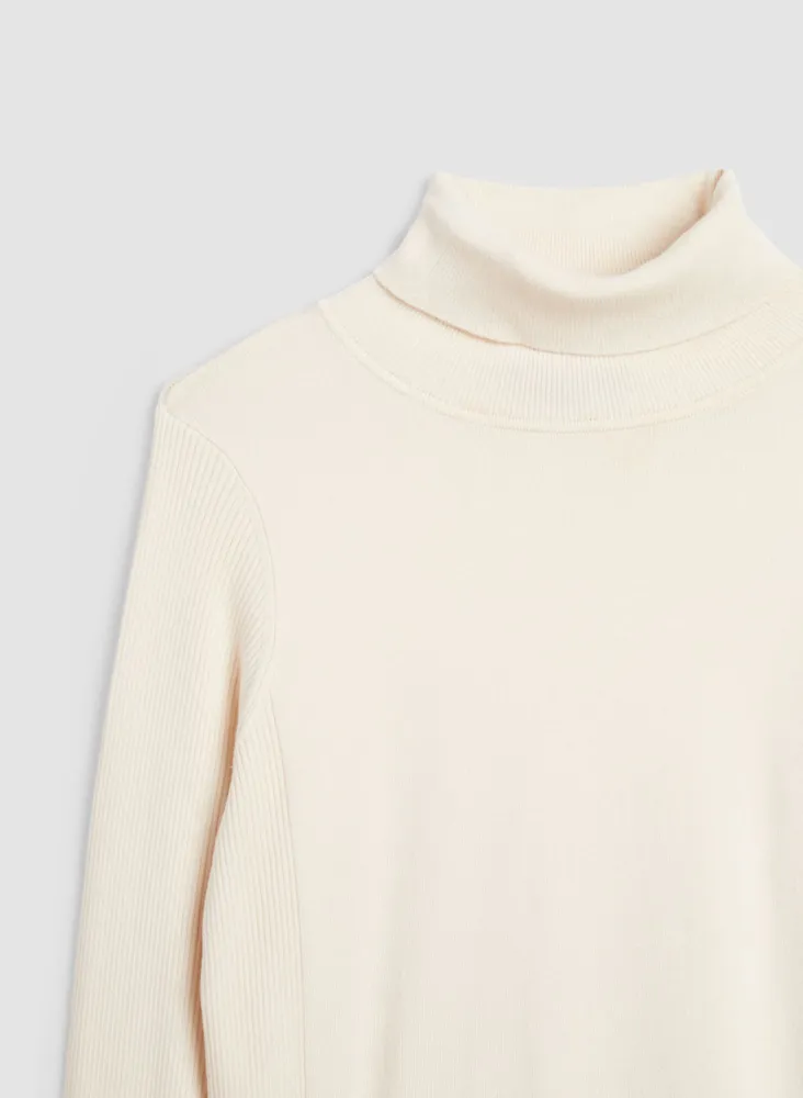 Essential Rib Turtleneck T-Shirt