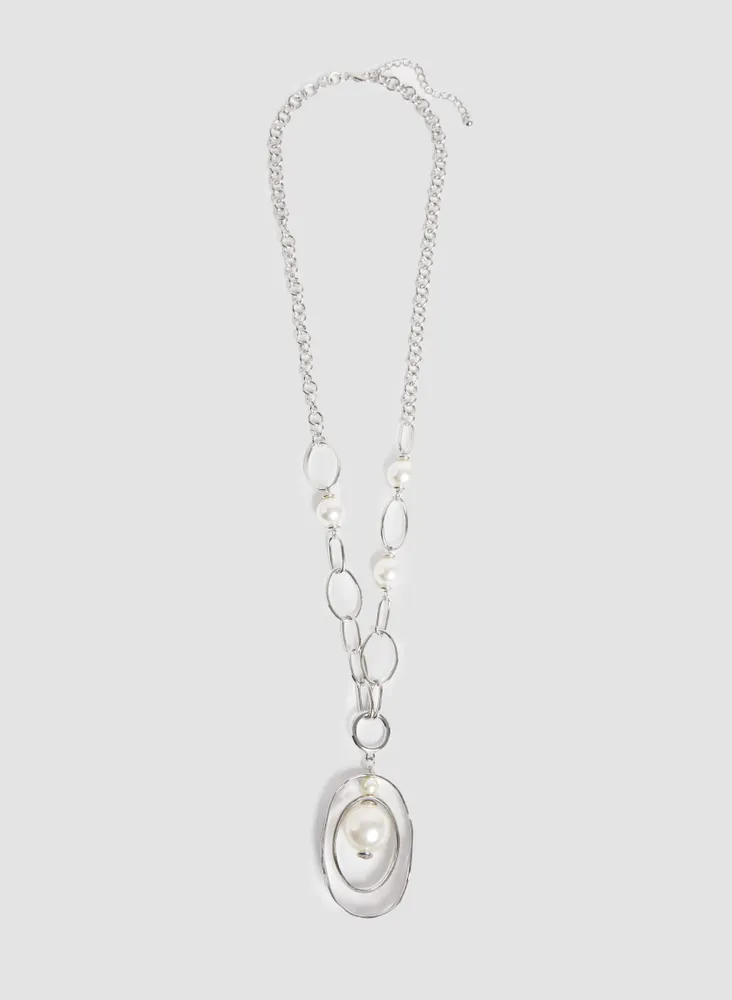 Layered Pearl and Medallion Necklace