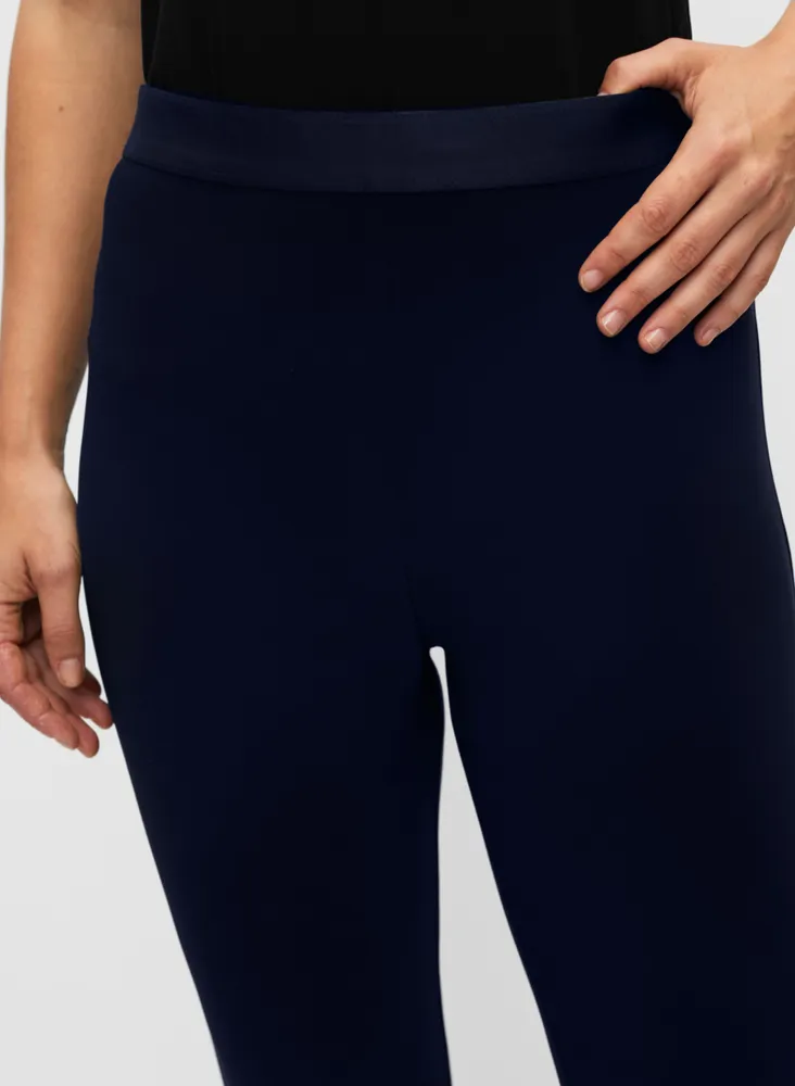 Melanie Lyne Satin Detail Leggings