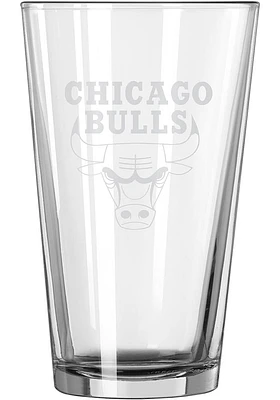Chicago Bulls 16 OZ Frost Pint Glass - White