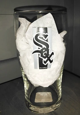 Chicago White Sox 20 OZ Half Stripe Pint Glass - Black