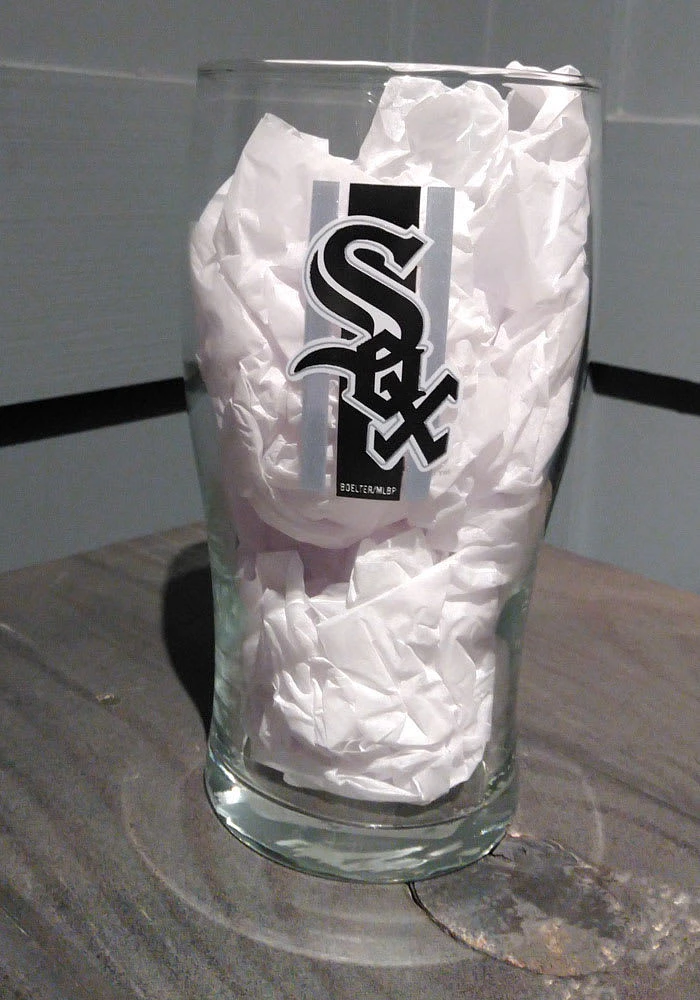 Chicago White Sox 16OZ Letterman Pint Glass -
