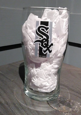 Chicago White Sox 16OZ Letterman Pint Glass -