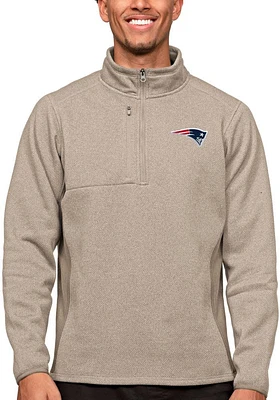 Antigua New England Patriots Mens Oatmeal Course Long Sleeve Qtr Zip Pullover