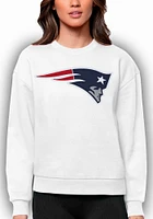 Antigua New England Patriots Womens White Full Front Victory Crew Sweatshirt