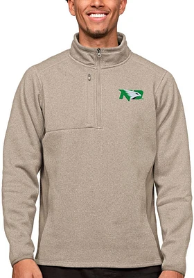 Antigua North Dakota Fighting Hawks Mens Oatmeal Course Long Sleeve Qtr Zip Pullover
