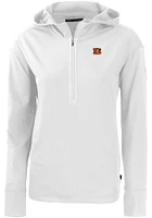 Cutter and Buck Cincinnati Bengals Womens White Daybreak Hood 1/4 Zip Pullover