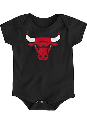 Chicago Bulls Baby Black Primary Logo Design Short Sleeve One Piece
