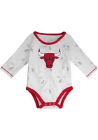 Chicago Bulls Infant Red Dream Team Set Top and Bottom