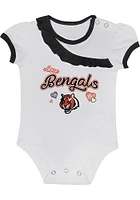 Cincinnati Bengals Infant Girls White Love My Team Design Set Top and Bottom