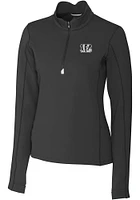 Cutter and Buck Cincinnati Bengals Womens Mono Traverse 1/4 Zip Pullover