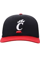 Top of the World Cincinnati Bearcats Mens Black 2T Reflex One-Fit Flex Hat