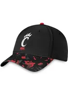 Top of the World Cincinnati Bearcats Mens Black OHT Tonal Camo One-Fit Design Flex Hat