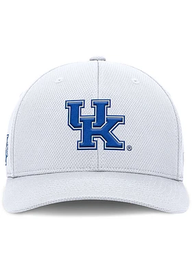 Top of the World Kentucky Wildcats Mens Reflex Flex Hat