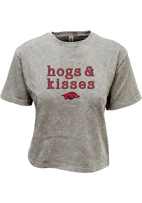 Summit Sportswear Arkansas Razorbacks Womens Grey Hog and Kisses Crop Short Sleeve T-Shirt