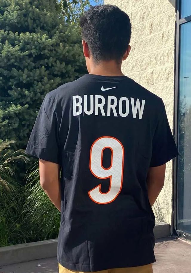 Joe Burrow Cincinnati Bengals Name And Number Short Sleeve Player T Shirt