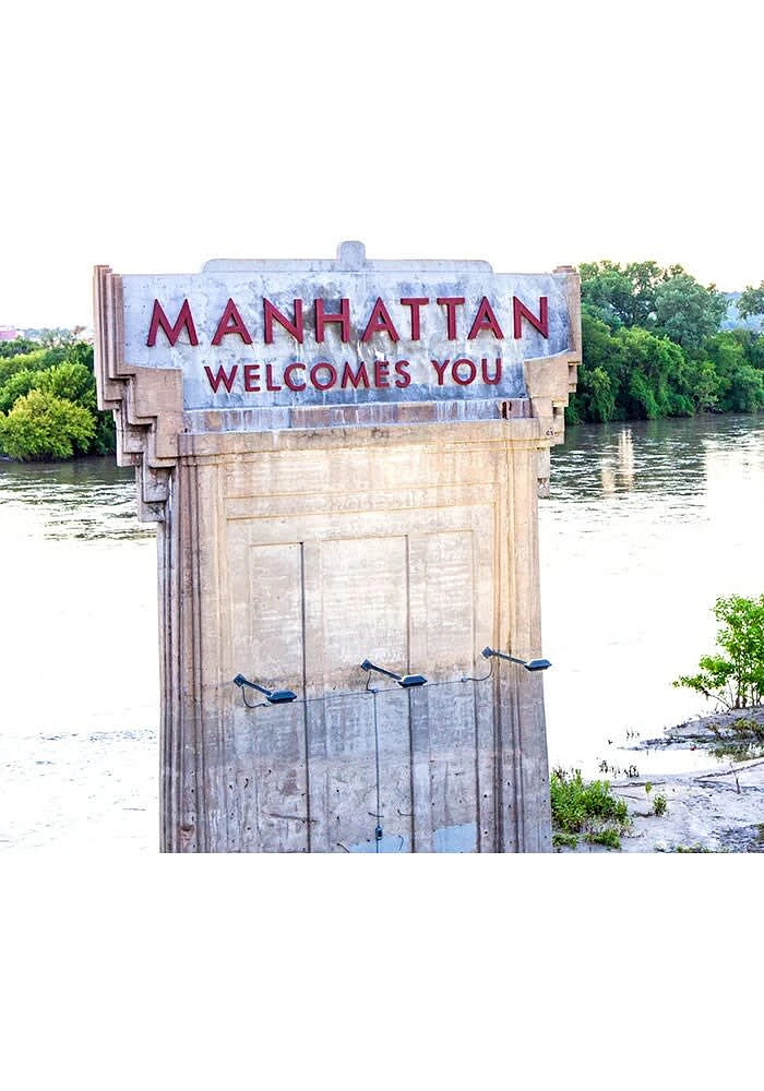 Manhattan 4x4 in metal Magnet